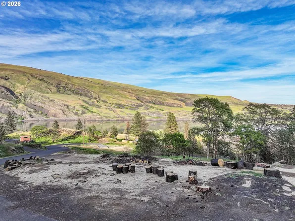 4724 Simonelli Rd, The Dalles, OR 97058