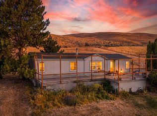 14190 N Wenas Rd, Selah, WA 98942