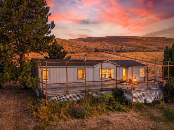 14190 N Wenas Rd, Selah, WA 98942