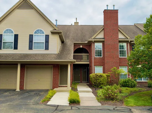 28247 Carlton Way Dr, Novi, MI