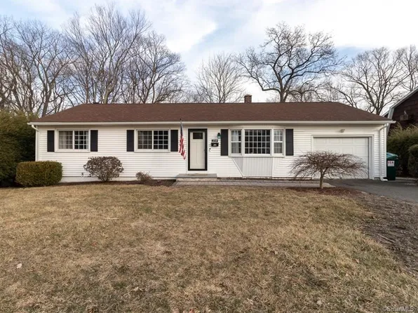 259 Williamson Circle, Watertown, CT 06779
