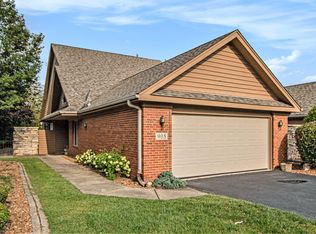 905 Westminster Ln, Munster, IN 46321