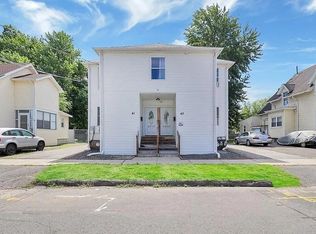 41 Day St #2L, West Springfield, MA 01089