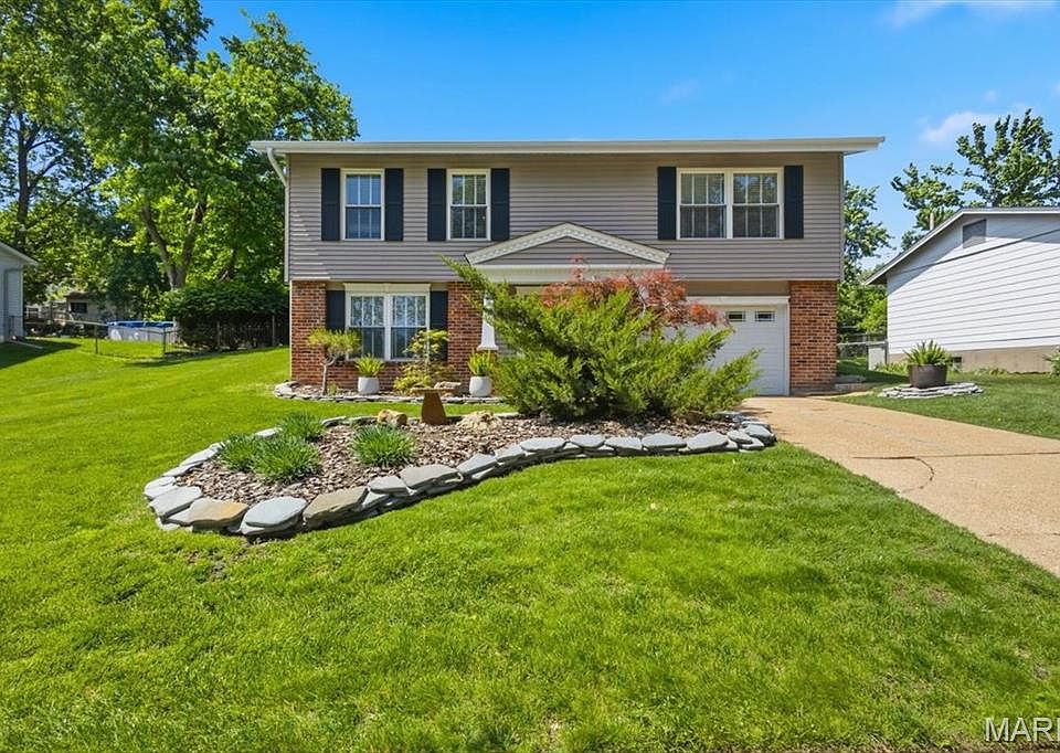 1st image of 2429 Wesford Dr