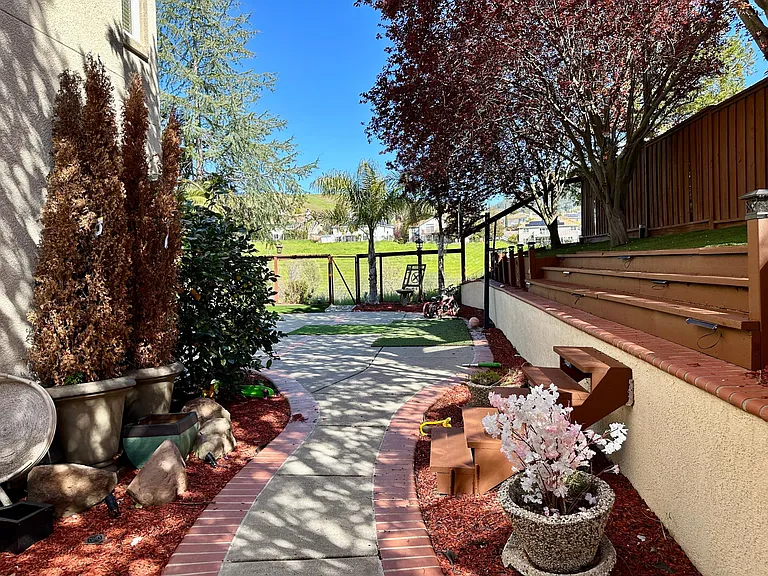 987 Autumn Oak Cir — Photo 57