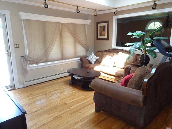 2nd image of 19 Selden Blvd