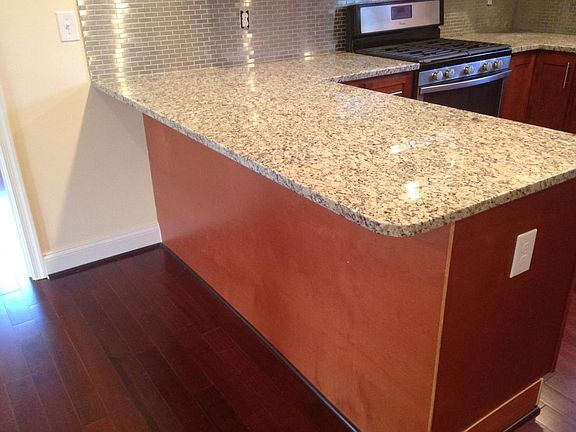 6 1/2 foot breakfast bar