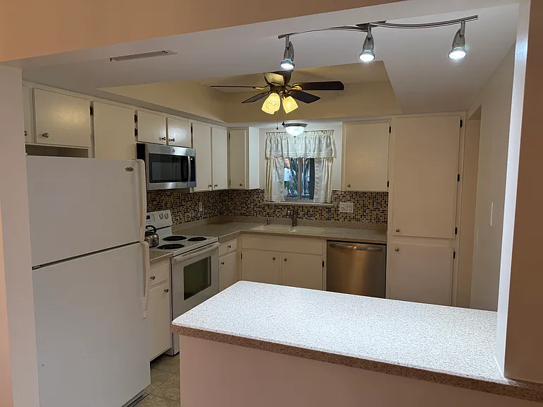 3931 Panola Ln — Photo 5
