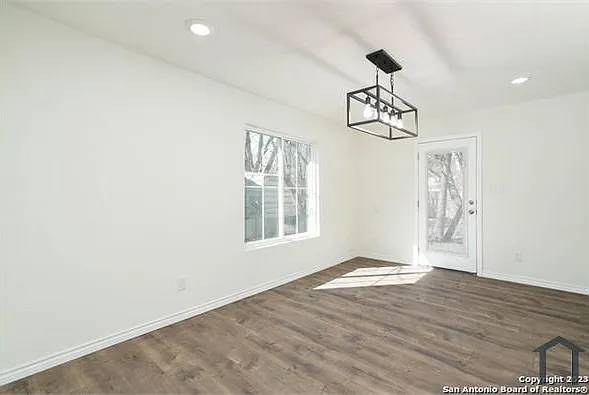 143 Kinder Dr — Photo 7