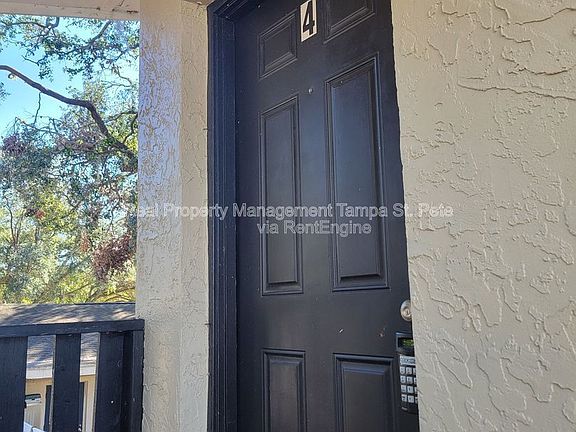 3rd image of 15417 Livingston Ave APT 4