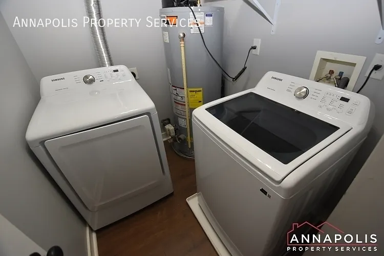 8031 Brookstone Ct — Photo 16