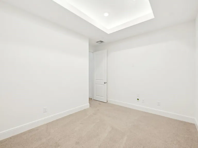 5019 Pomegranate Path — Photo 26