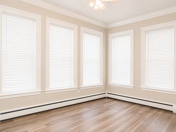 5th image of 1103 5th St SE #2