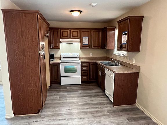 5th image of 929/931 Parkplace Rdg