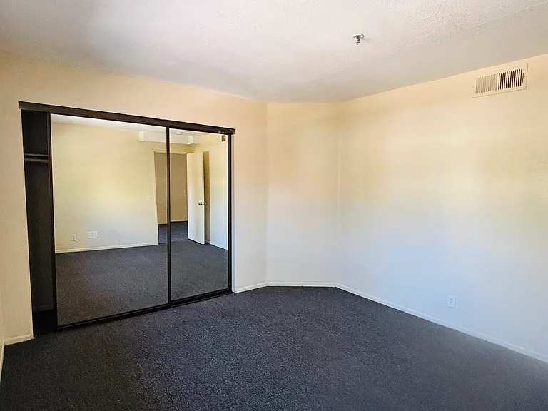 445 Landfair Ave #4 — Photo 4