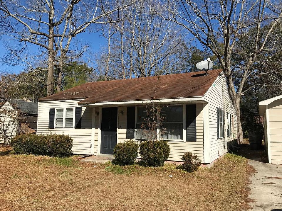 1st image of 2808 Peacock Ave