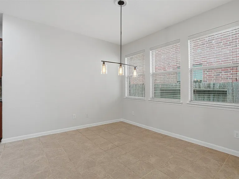 11126 Celano Dr — Photo 16