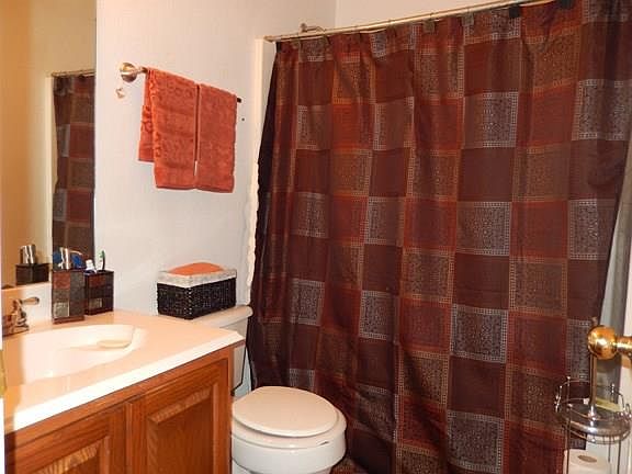 5th image of 3916 Silver Springs Dr