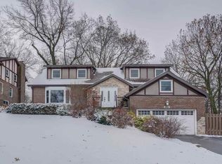 911 Campfire Dr, Sun Prairie, WI 53590