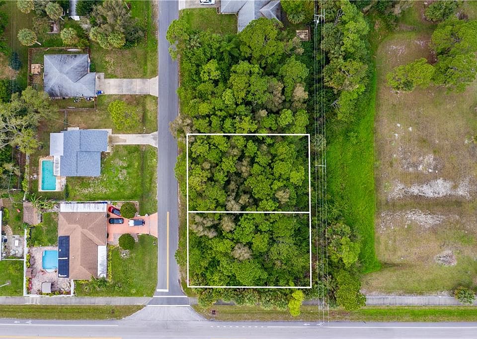 2nd image of 2726 1st Ln
