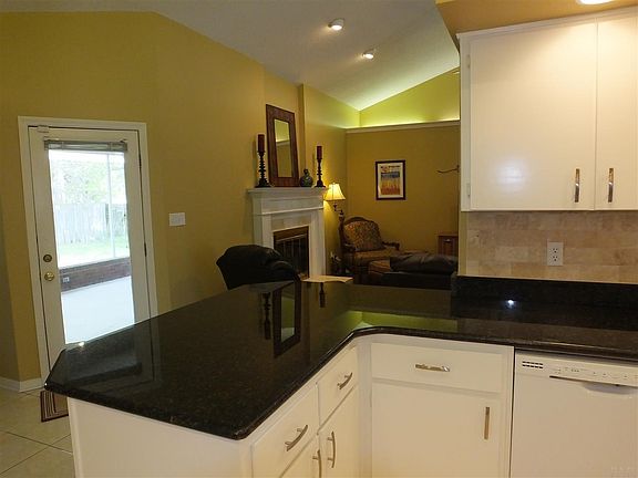 5th image of 4490 La Mirage