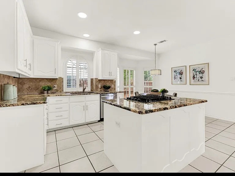 2810 Ashbury Dr #1 — Photo 20
