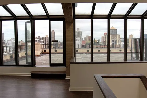 Sold by Real Estate Investors Group LLC | media 19