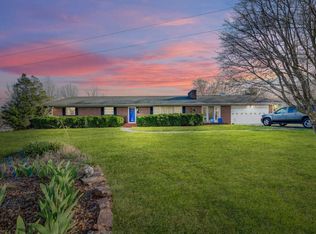 40 Fern Hill Ln, Boones Mill, VA 24065