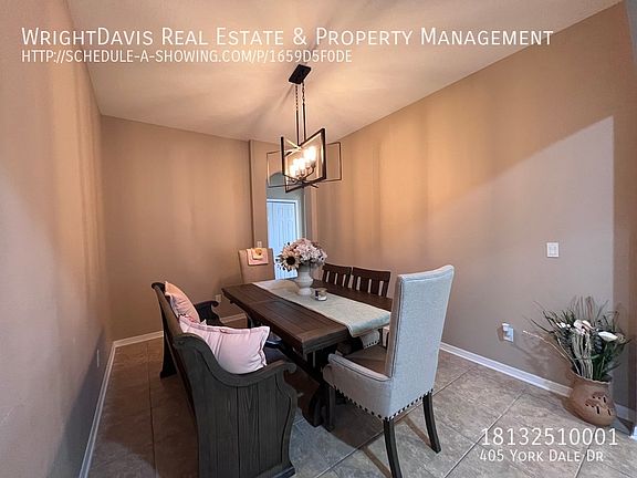 4th image of 405 York Dale Dr