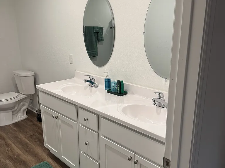 23492 Harper Ave — Photo 4