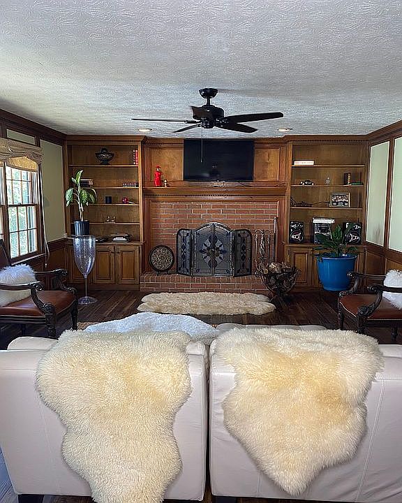 1st image of 2622 Travois Way SW