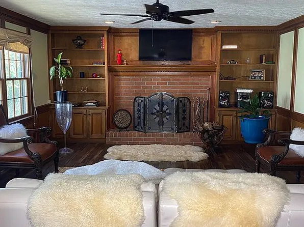 2622 Travois Way SW, Lilburn, GA 30047