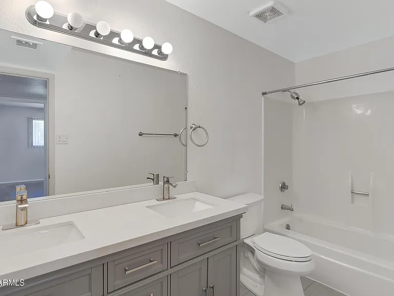 1627 E Fremont Dr — Photo 26