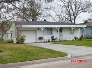 315 N 4th St, La Porte, TX 77571