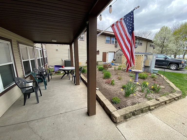 450 Lincoln Dr #2 — Photo 7