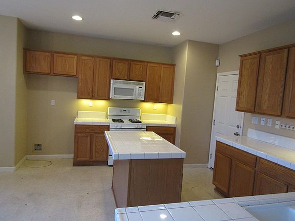 5th image of 5418 Nickman Way