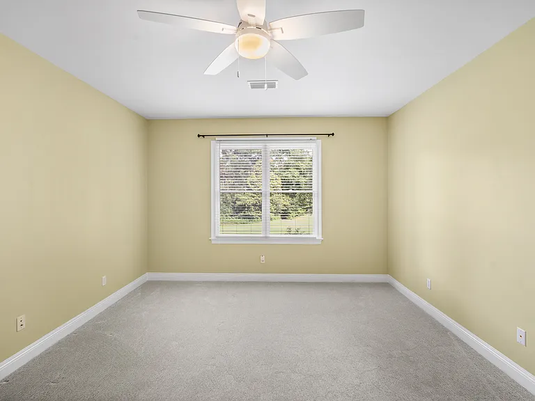 125 Chestnut Rdg — Photo 32