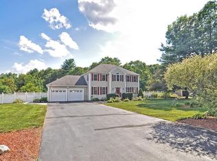 27 Huntsbridge Rd, North Attleboro, MA 02760