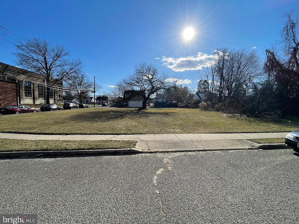 2nd image of 0 William St