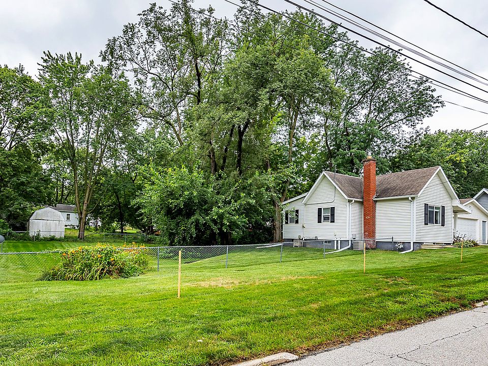 1st image of 618 Loomis Ave