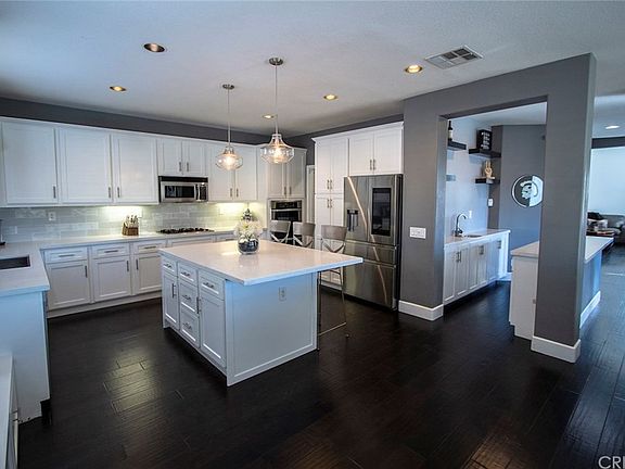 3rd image of 21826 Carol Ct
