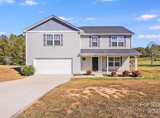 502 Coffeetree Ln, Stanley, NC 28164