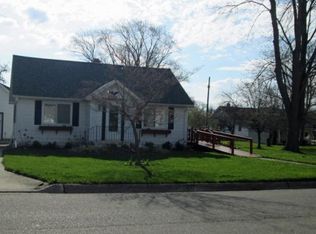 125 5th St, Harbor Beach, MI 48441