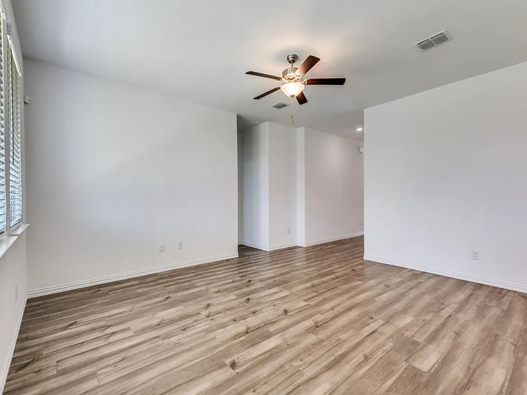 1601 Madison Dr — Photo 19