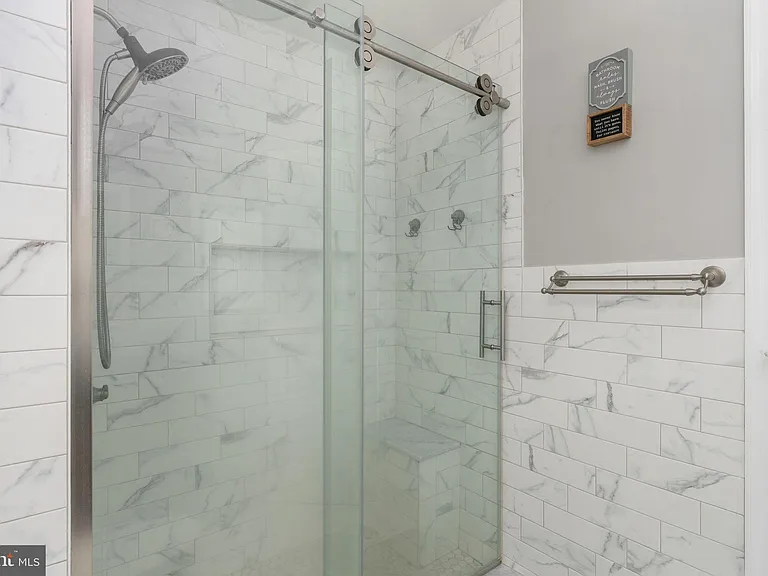 8009 Burrell Rd — Photo 27