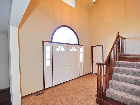 2nd image of 17936 Semmler Ct