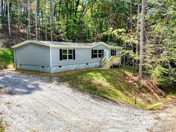 186 Chaffin St, Blairsville, GA 30512