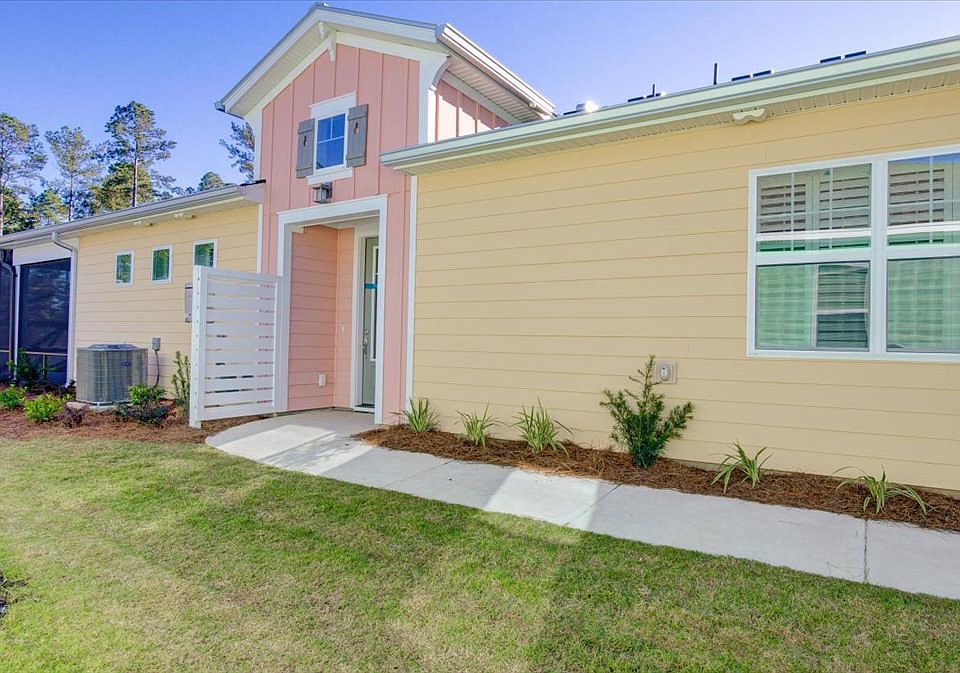 1st image of 363 Harborside Dr