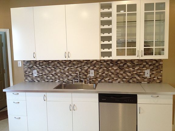 Kitchen Sink / Dishwasher