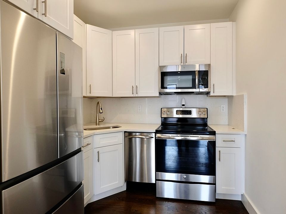 1st image of 1675 Lexington Ave #7